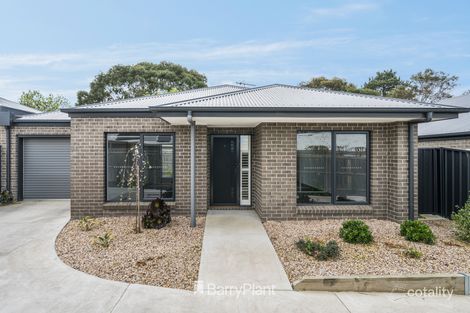 2/15 Matthews St, Grovedale, VIC 3216