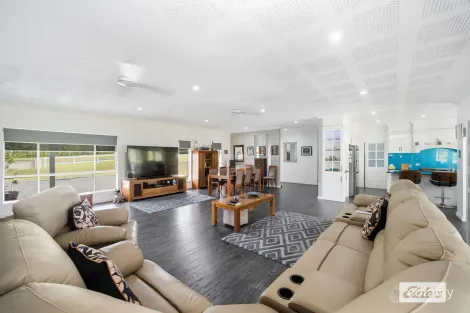 Property photo of 3 Talabah Close Rainbow Flat NSW 2430