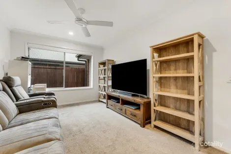 Property photo of 15 Austin Way Park Ridge QLD 4125