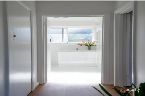 8/96 Severn St, Box Hill North, VIC 3129