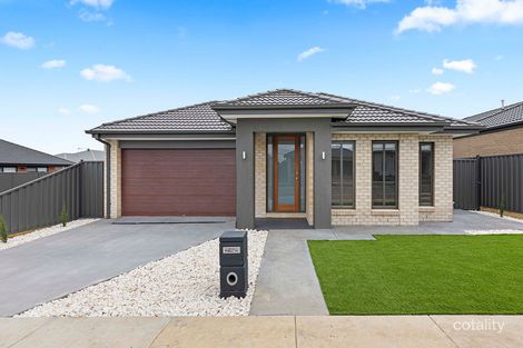 6 Pernonie St, Lucas, VIC 3350