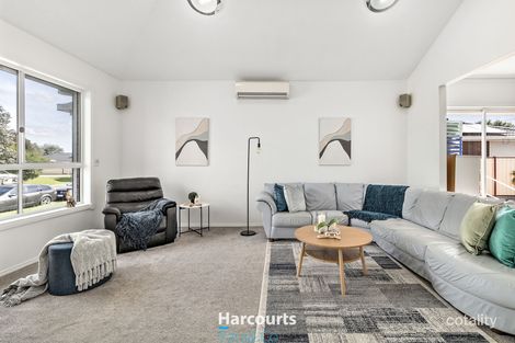 Property photo of 59 Kellaway Crescent Mill Park VIC 3082