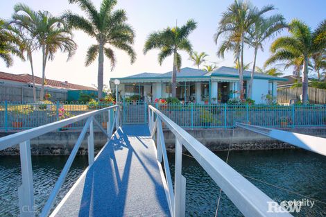 Property photo of 5 Commodore Place Banksia Beach QLD 4507