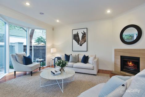 Property photo of 16 Portview Square Port Melbourne VIC 3207