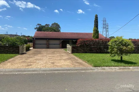 Property photo of 5 Pharlap Avenue Kembla Grange NSW 2526