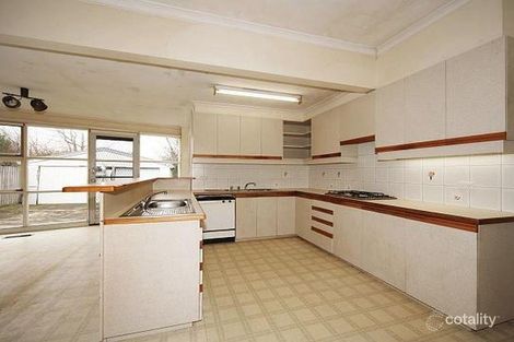 Property photo of 14 Wards Grove Bentleigh East VIC 3165