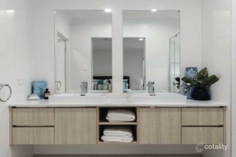 Property photo of 5 Cassius Way Ormeau QLD 4208