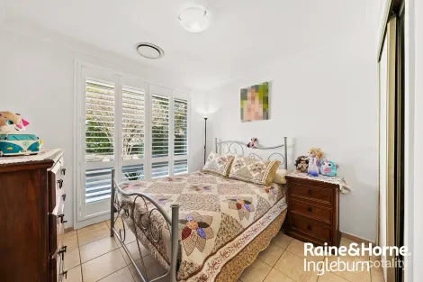 Property photo of 14 Rider Place Minto NSW 2566