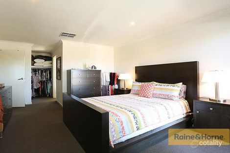 Property photo of 33 Moonah Avenue Brookfield VIC 3338