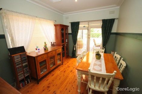 Property photo of 64 Warrawong Street Kooringal NSW 2650