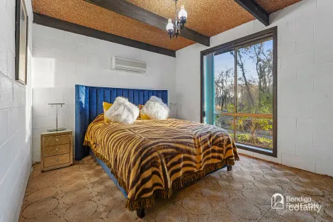 Property photo of 40 Poplar Drive Harcourt VIC 3453