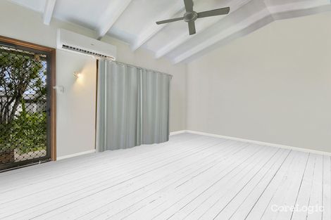 Property photo of 15 Egret Avenue Burleigh Waters QLD 4220