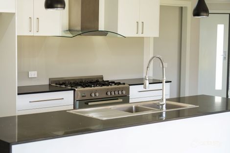 Property photo of 116 Cambridge Drive Thurgoona NSW 2640