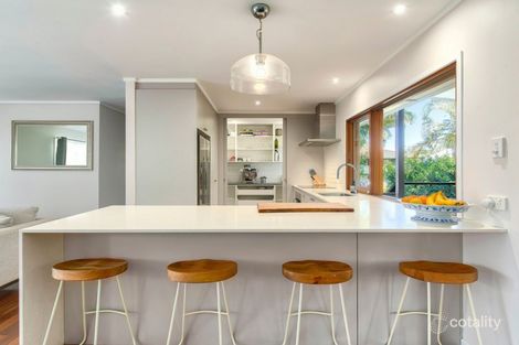 Property photo of 91 Glen Kedron Lane Kedron QLD 4031