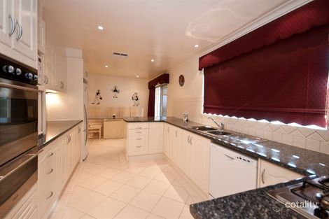 101 Kenihans Rd, Happy Valley, SA 5159