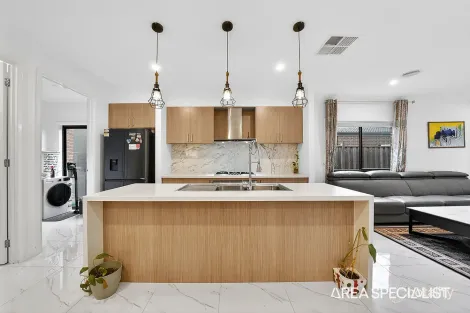 Property photo of 20 Conservation Avenue Weir Views VIC 3338