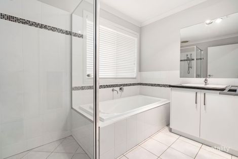 Property photo of 116 Cambridge Drive Thurgoona NSW 2640