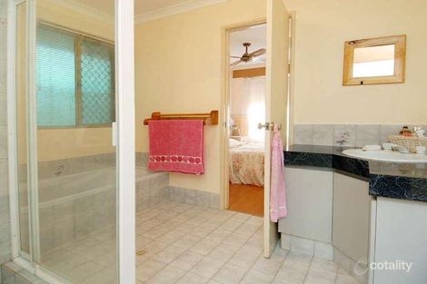 Property photo of 33 Yandal Crescent Ballajura WA 6066