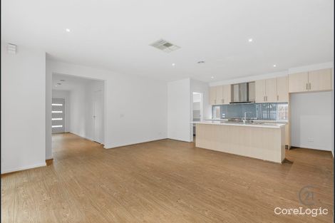 Property photo of 20 Sunnybank Drive Point Cook VIC 3030