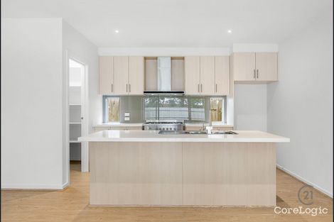 Property photo of 20 Sunnybank Drive Point Cook VIC 3030