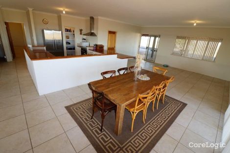 Property photo of 100 James Eastough Close Nanson WA 6532