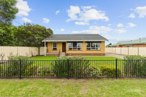 142 Powerscourt St, Maffra, VIC 3860