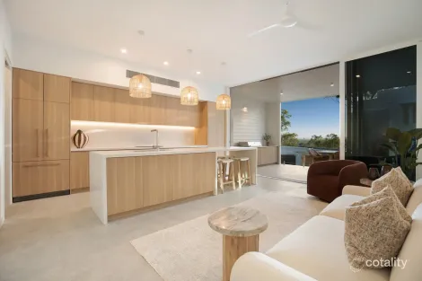 2/24 Katharina St, Noosa Heads, QLD 4567