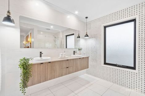 Property photo of 17 Daniel Drive Rochedale QLD 4123