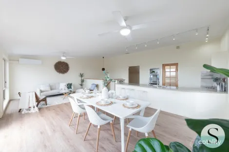 Property photo of 10 Driftwood Close Caves Beach NSW 2281