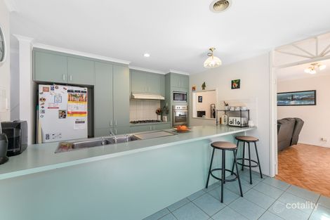 Property photo of 30 Glendale Crescent Berwick VIC 3806