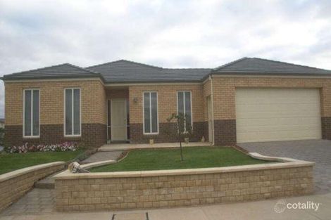 16 Abbington Cres, Caroline Springs, VIC 3023