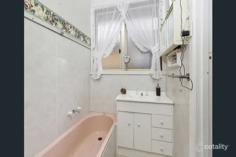 Property photo of 44 Donnybrook Road Norlane VIC 3214