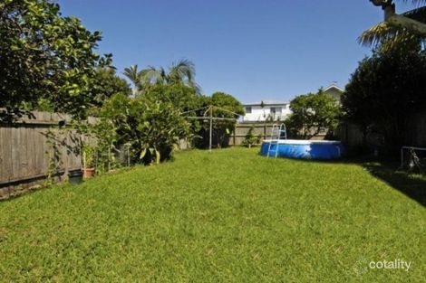 Property photo of 28 Griffin Road North Curl Curl NSW 2099