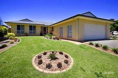 1 Black Bean Ct, Albany Creek, QLD 4035