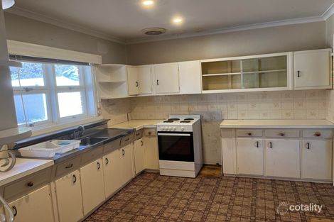 Property photo of 18 McLure Circuit Jindabyne NSW 2627