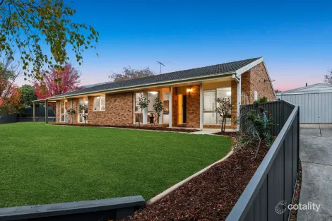 Property photo of 138 Bemersyde Drive Berwick VIC 3806