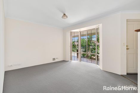 Property photo of 27 Killarney Retreat Meadow Springs WA 6210