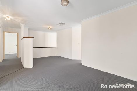 Property photo of 27 Killarney Retreat Meadow Springs WA 6210