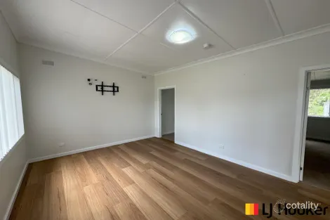 Property photo of 12 Heradale Parade Batemans Bay NSW 2536