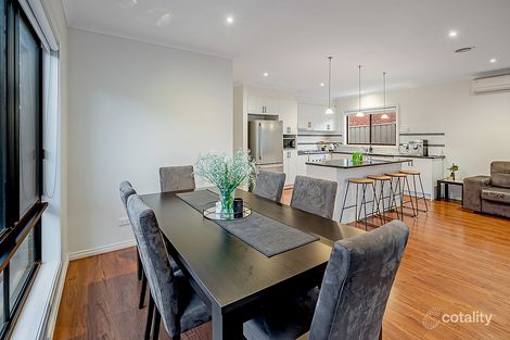 Property photo of 23 Discovery Close Craigieburn VIC 3064