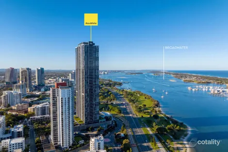 1004/2 COMO CRES, SOUTHPORT, QLD 4215