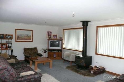 Property photo of 45 Billabong Road Haddon VIC 3351