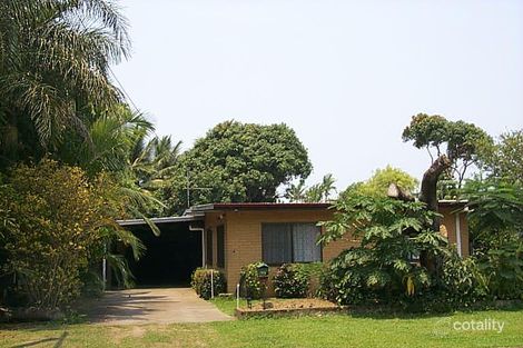 6 Lois St, Mooroobool, QLD 4870