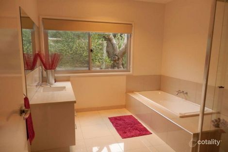 Property photo of 4 Neil Street Venus Bay VIC 3956