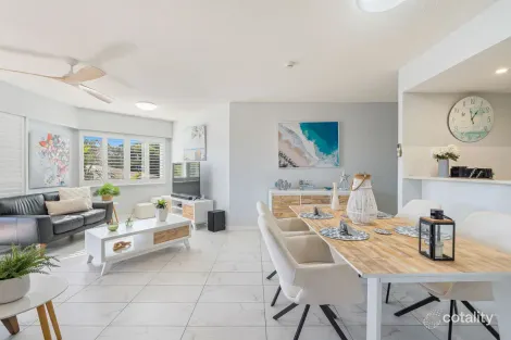 Property photo of 27/397 Esplanade Torquay QLD 4655
