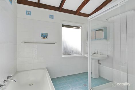Property photo of 4 Montah Avenue Berkeley Vale NSW 2261