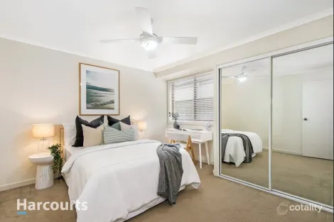 Property photo of 17 Tumut Place St Clair NSW 2759