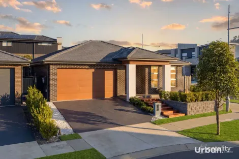 16 Herd St, Oran Park, NSW 2570
