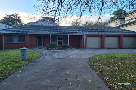 Property photo of 37 Langmore Lane Berwick VIC 3806