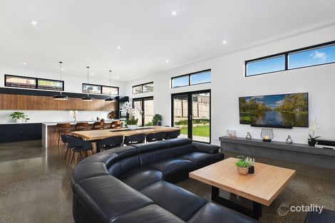 Property photo of 185 Grantham Drive Highton VIC 3216
